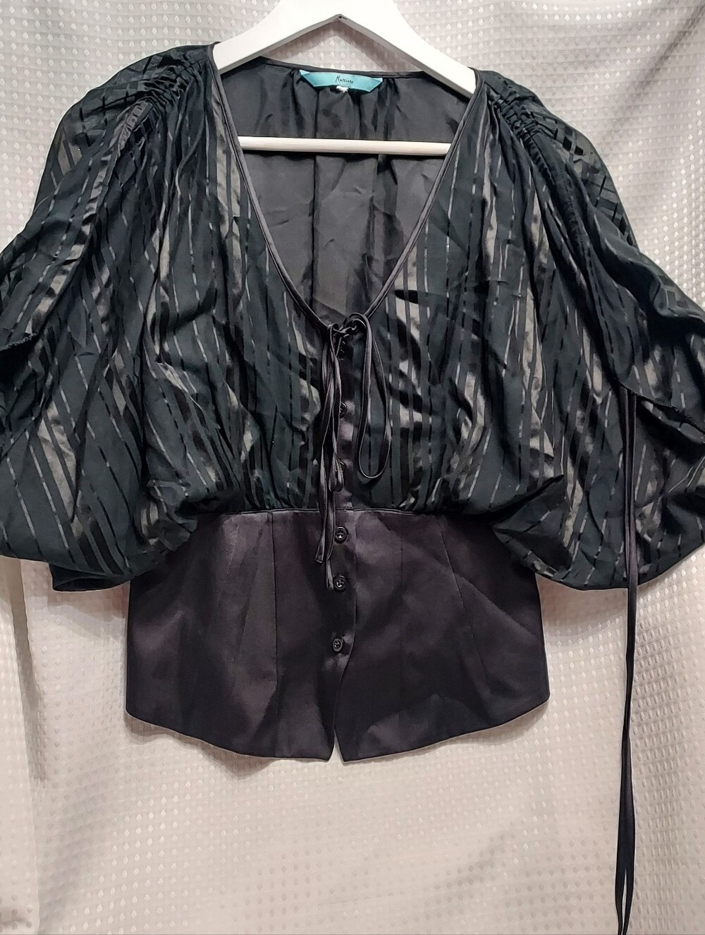 Marciano Black Puff-Sleeve V-Neck Buttoned Waist Top